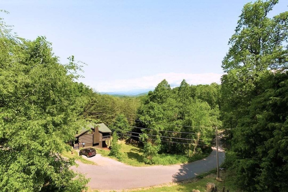 Mountain Paradise 3 Bedroom Cabin