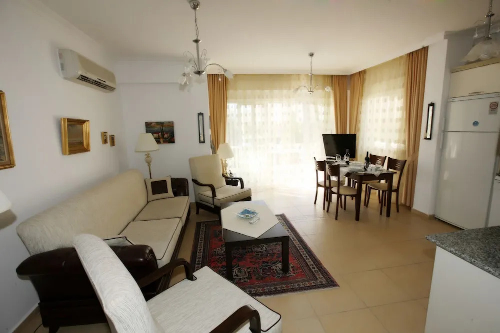 Cleodora Apartment