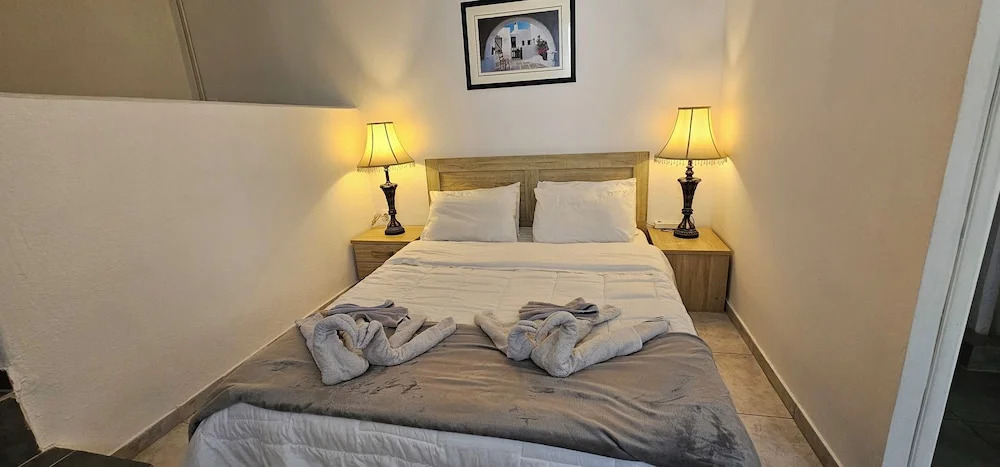 Hotel Pleasure Blackbeach Santorini