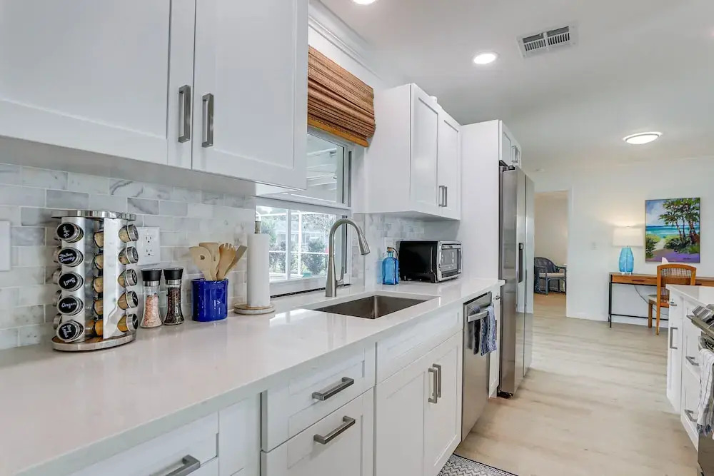 Pet-friendly Cape Coral Gem w/ Pool, 3 Mi to Beach