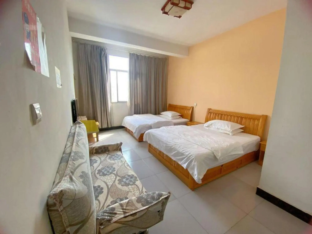 Kunming Yixin Hotel