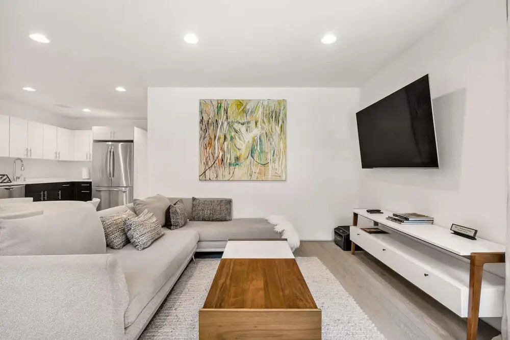 Clinton Grove by Rove Travel 2BR Modern Apt