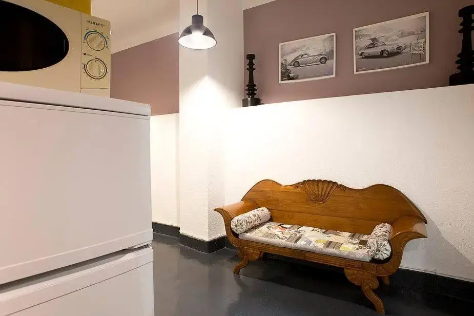 Renewed Apartment in Alfama (near the Cathedral)