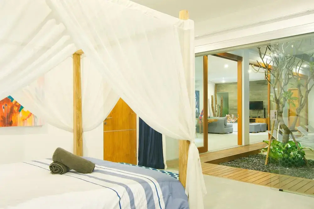 Villa Azure