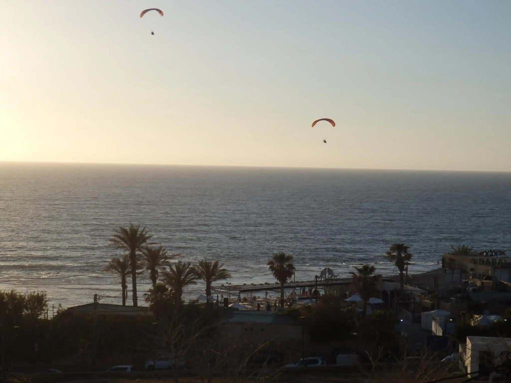 Jaffa Family Penthouse, sea front , 3BR, 2BA,