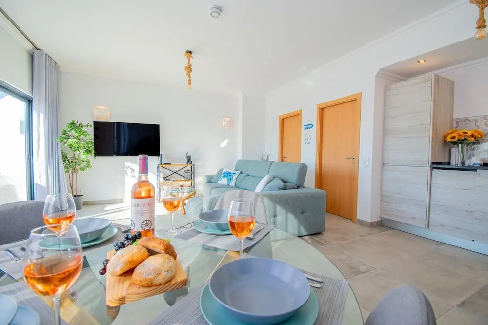 Kizi in Carvoeiro With 1 Bedrooms and 1 Bathrooms