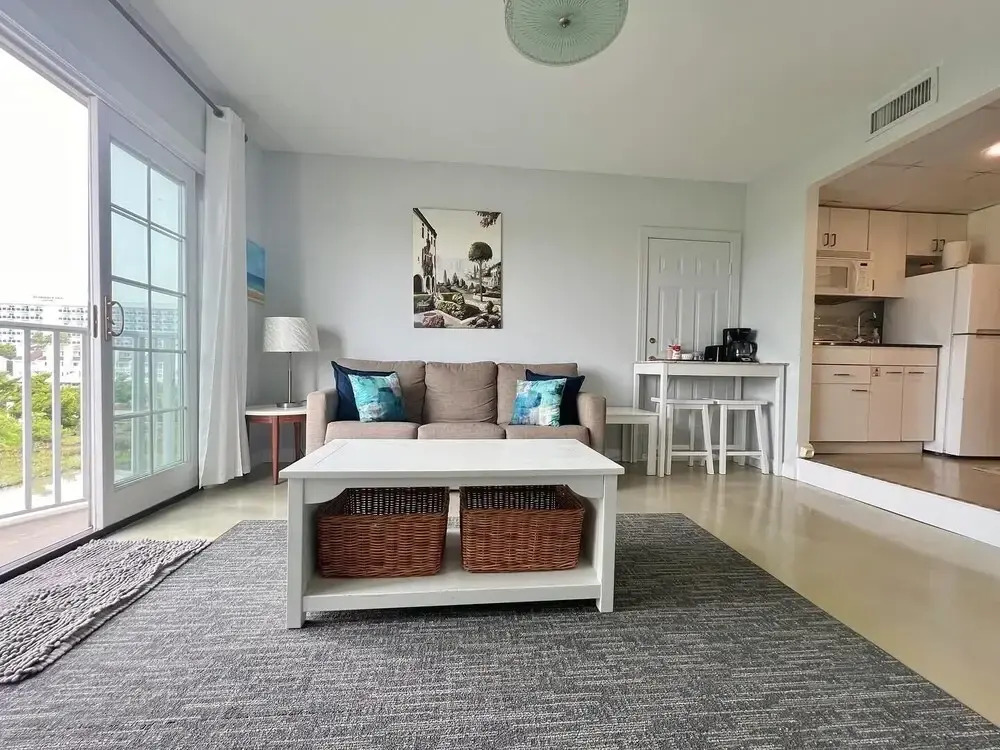Coconut Malorie 209 1 Bedroom Condo by RedAwning