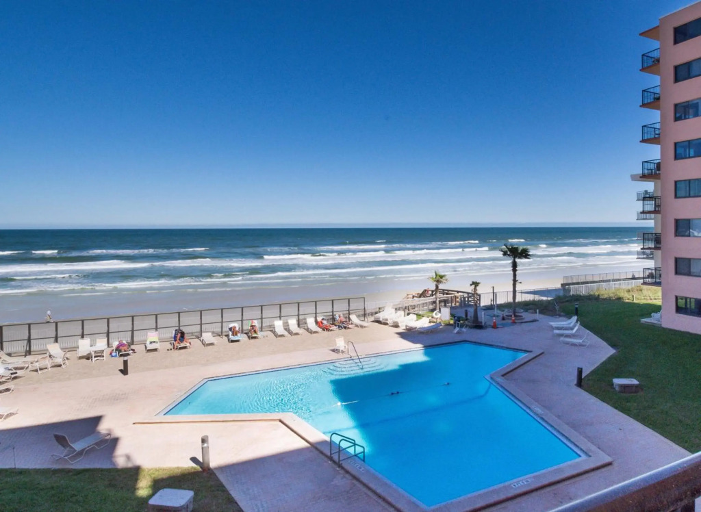Sunrise 306 by Ocean Properties