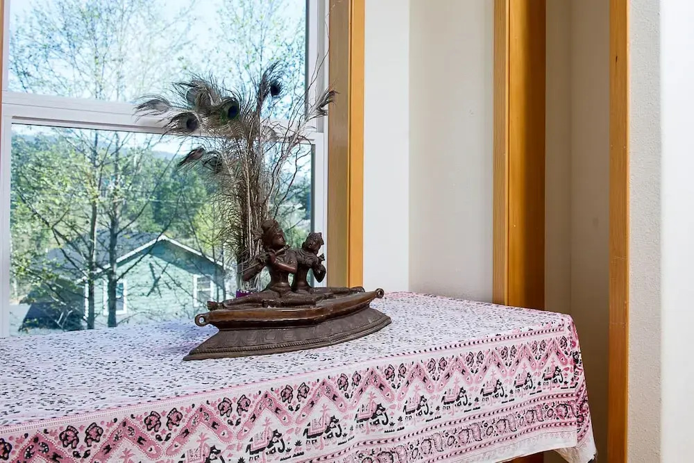 Om  3 Bedroom Home
