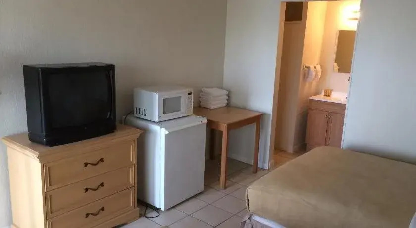 Lakeview Motel