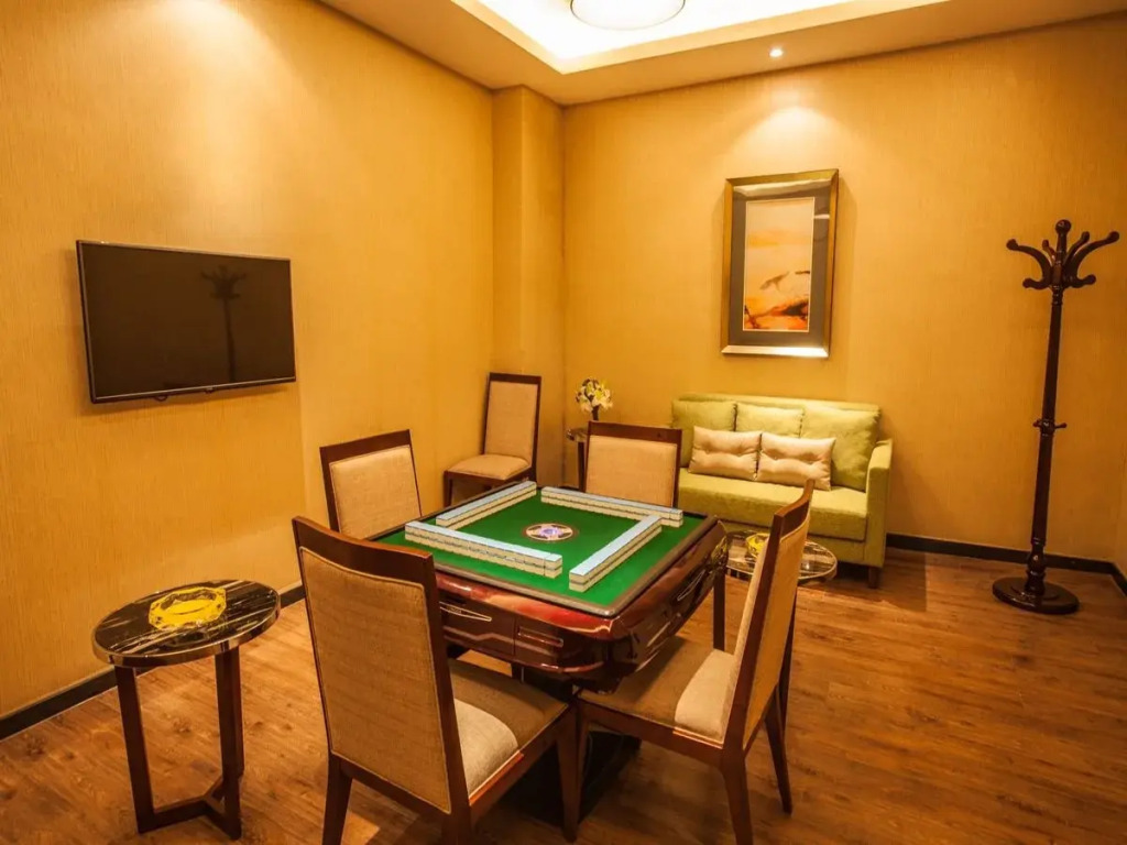 Country Garden Golden Beach Hotel