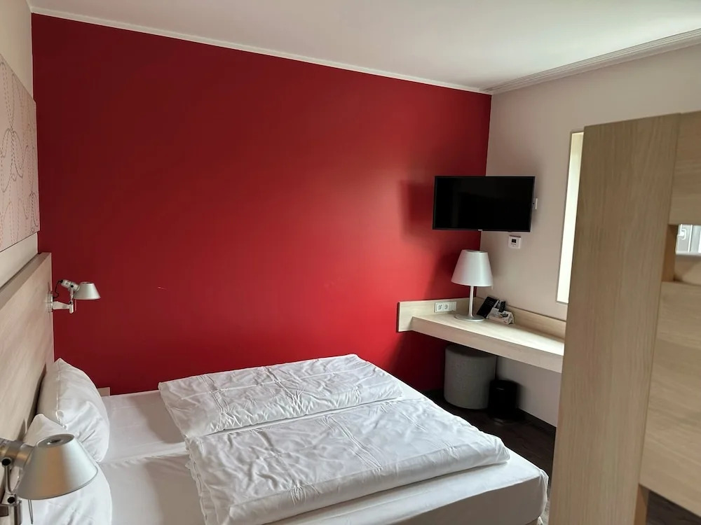 Serways Hotel Lüneburger Heide West