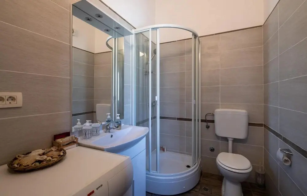 Nice Home in Sumber With Wifi and 3 Bedrooms