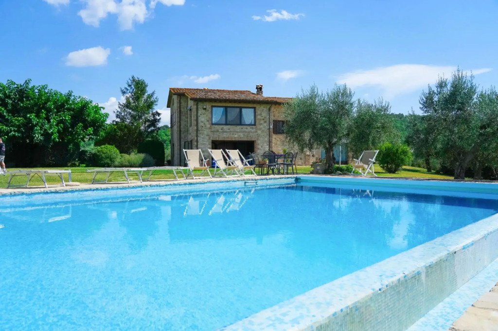 Villa for 10 Guests Private Pool Access to the Wellness Center of the Estate-moraio