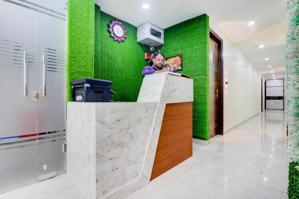 FabHotel Waypoint Inn