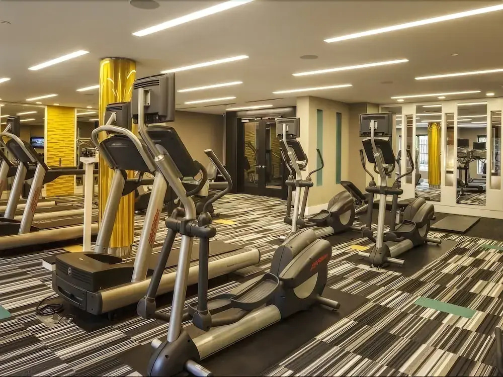 BOQ Lodging-Ballston