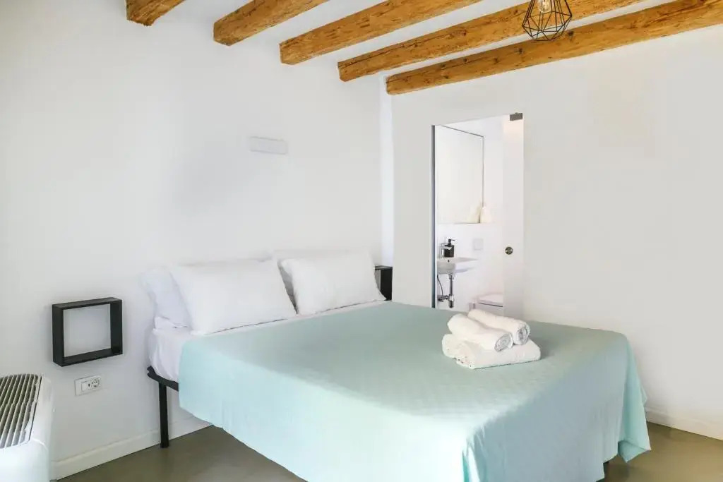 M9 Rooms