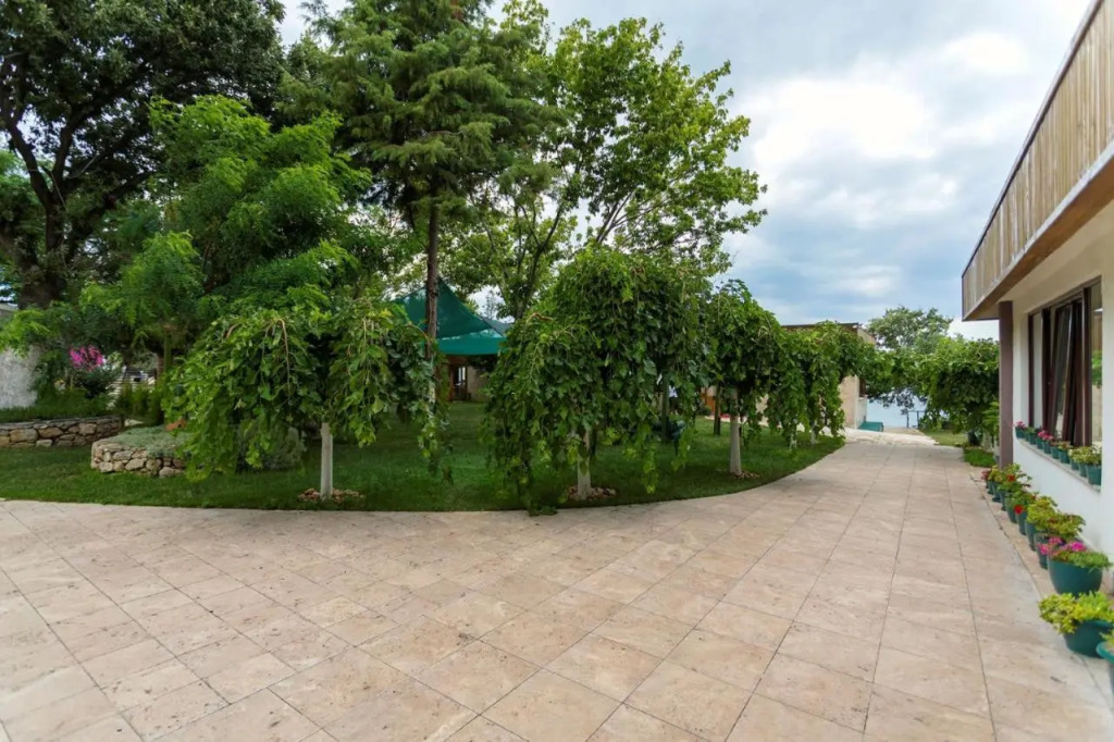 Troas Beach Hotel