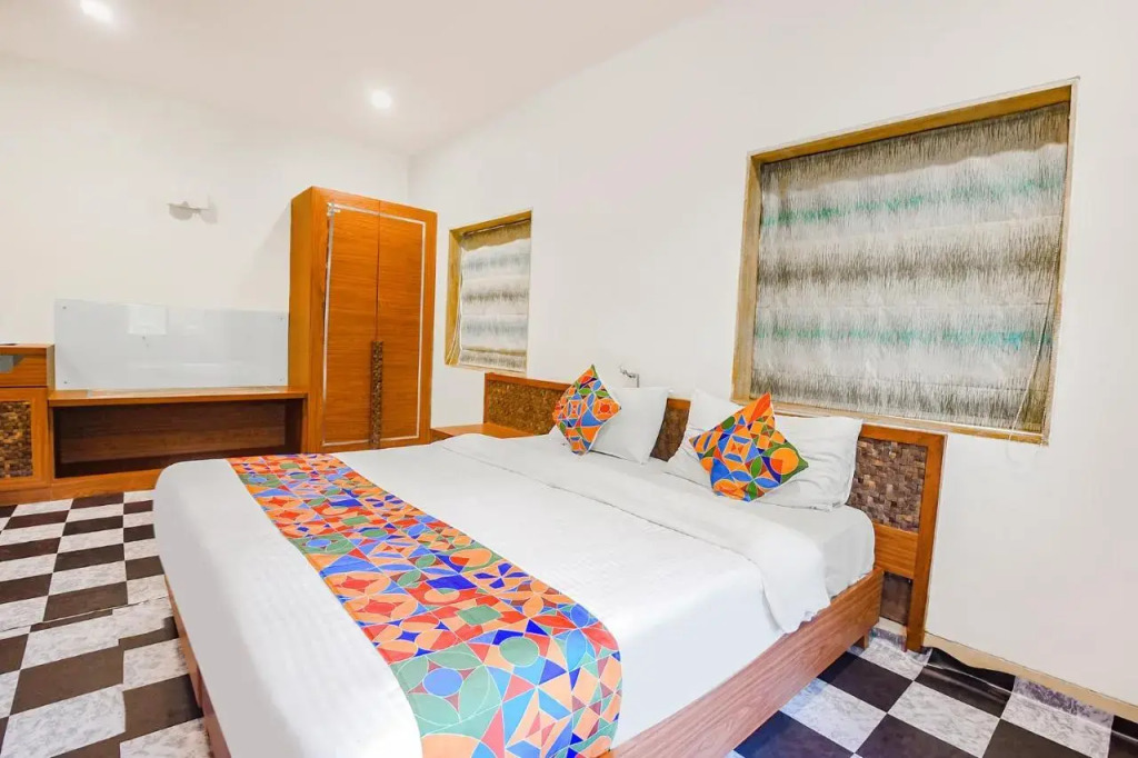 FabExpress Coco Goa Resort With Pool, Arpora