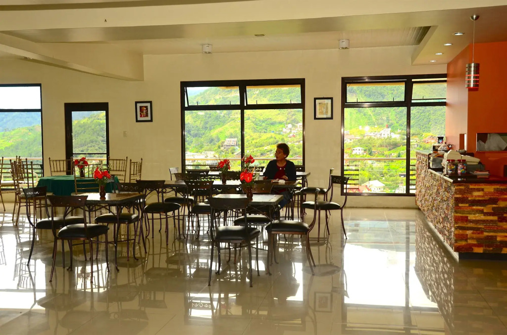 Gardenville Hotel