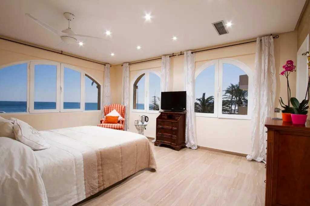 Botanico Boutique Suites