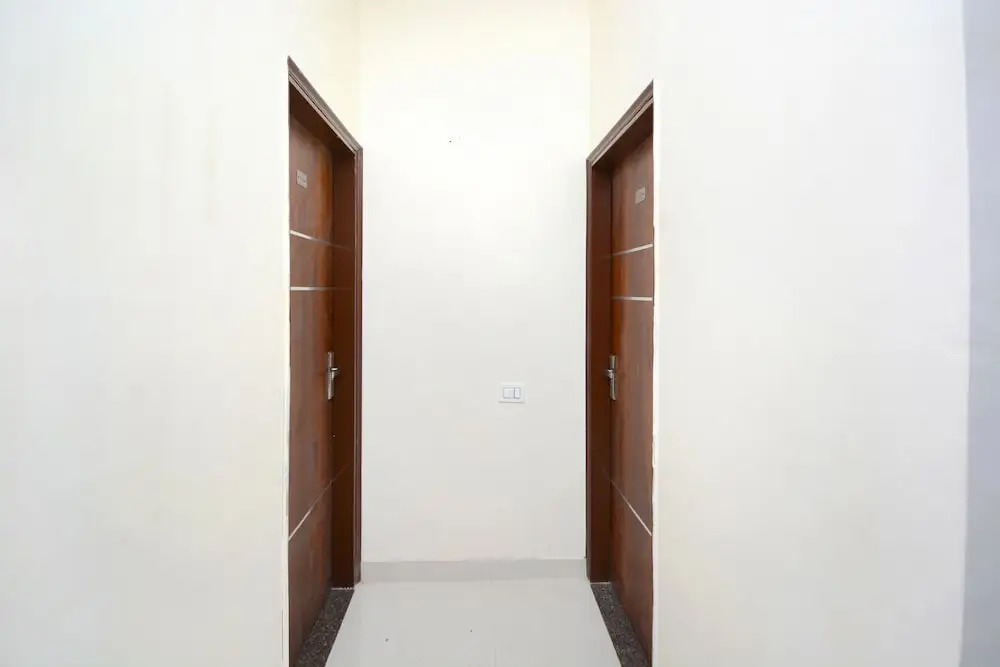 Hotel Magnum by OYO Rooms