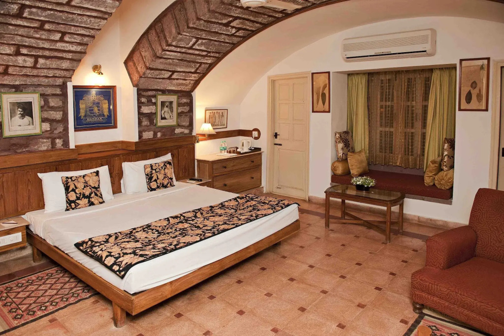 WelcomHeritage Bal Samand Lake Palace