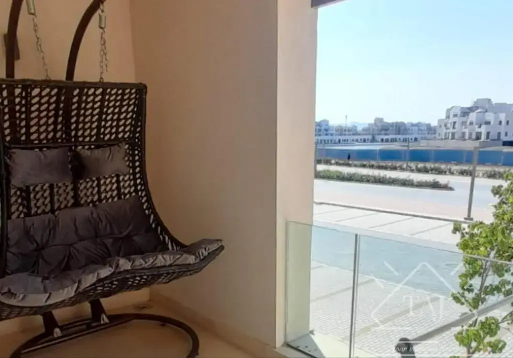 Taj Home, Stunning Mangroovy 1 BR, sea view. Free pool and Beach access