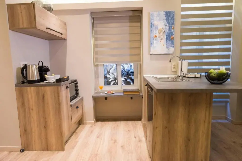 Wisdom Residence Luxury Apartments at Plaka