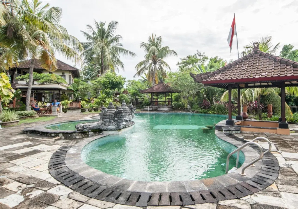 Dewi Sinta Hotel and Restaurant