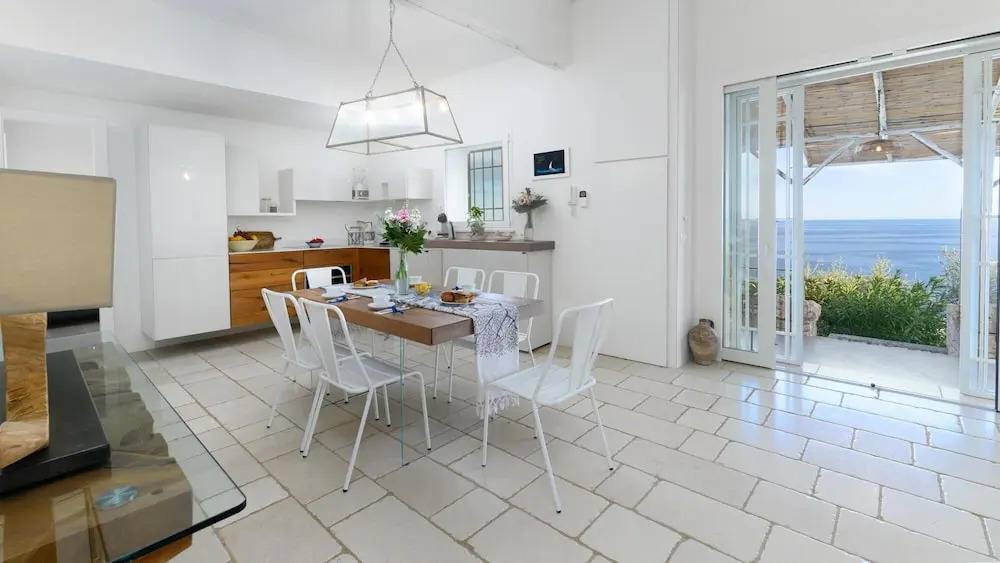 VILLA SOLELUNA 7&1, Emma Villas