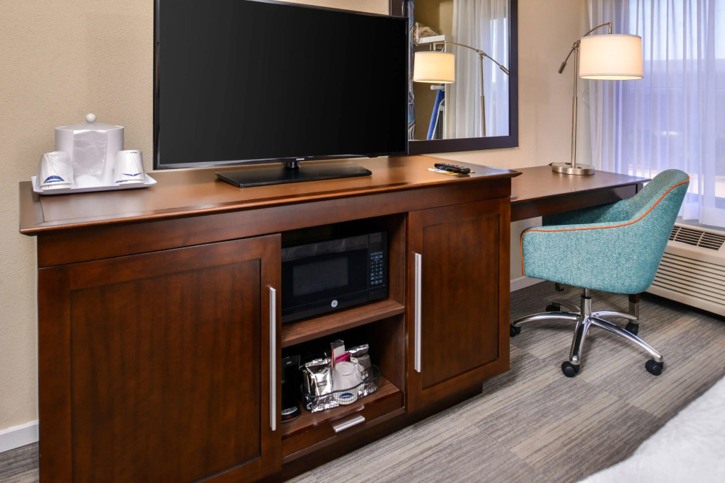 Hampton Inn Seattle Airport