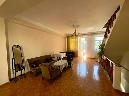 Oto Hotel