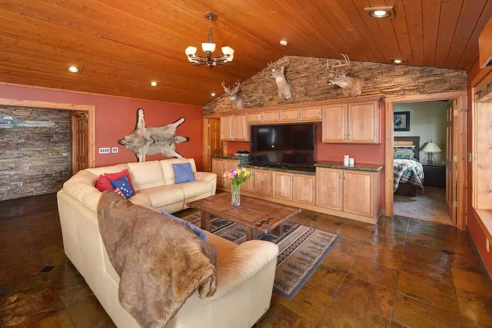 Safari Lodge