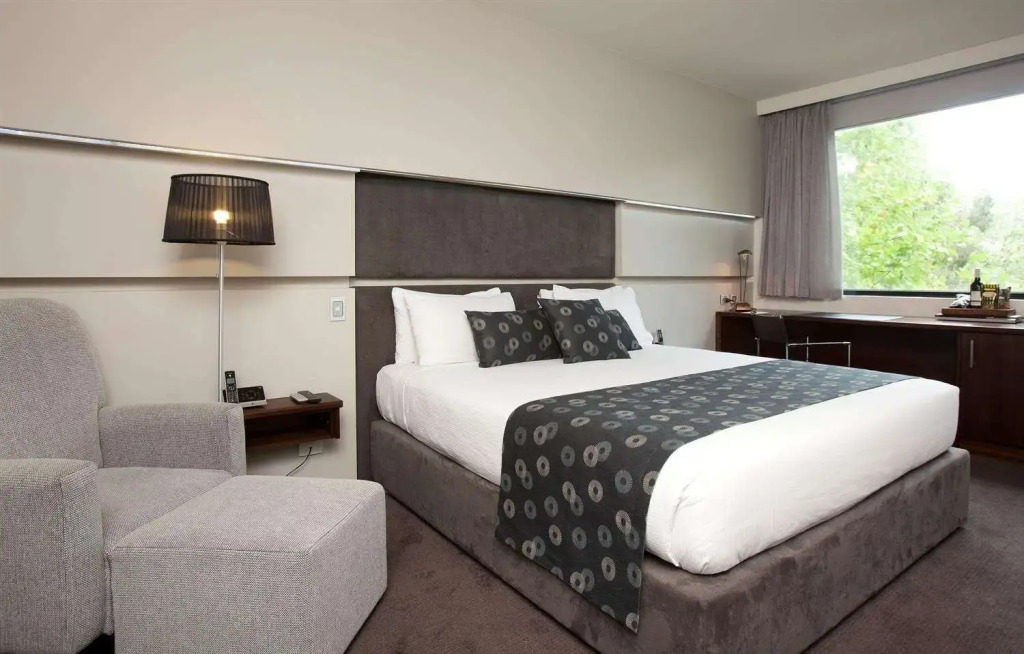 Crowne Plaza Melbourne Carlton by IHG