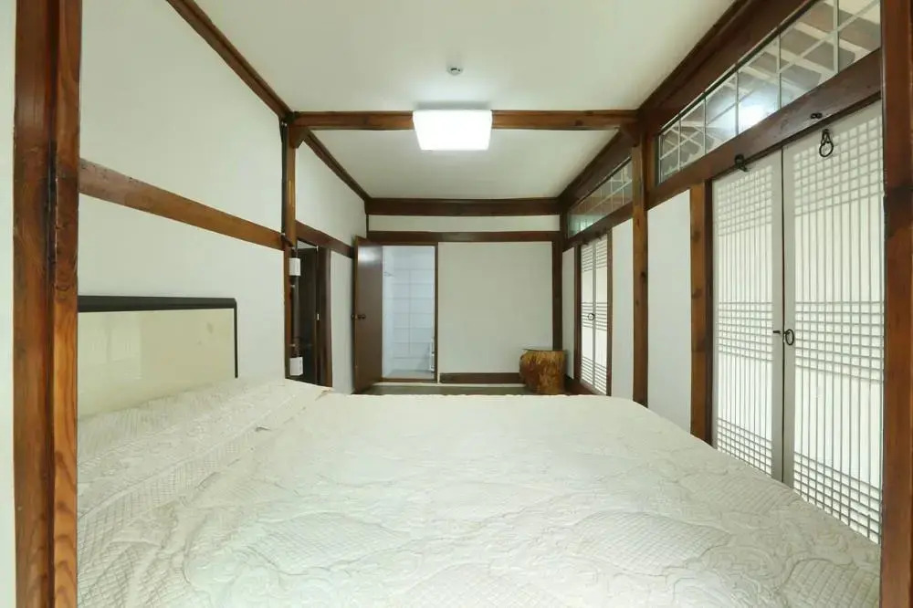 Classic Hanok Pension