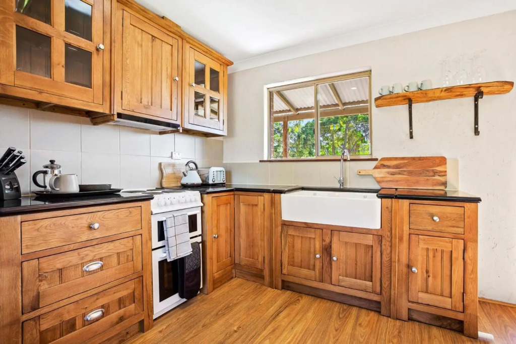 Braeside Cabin One Pinkwood