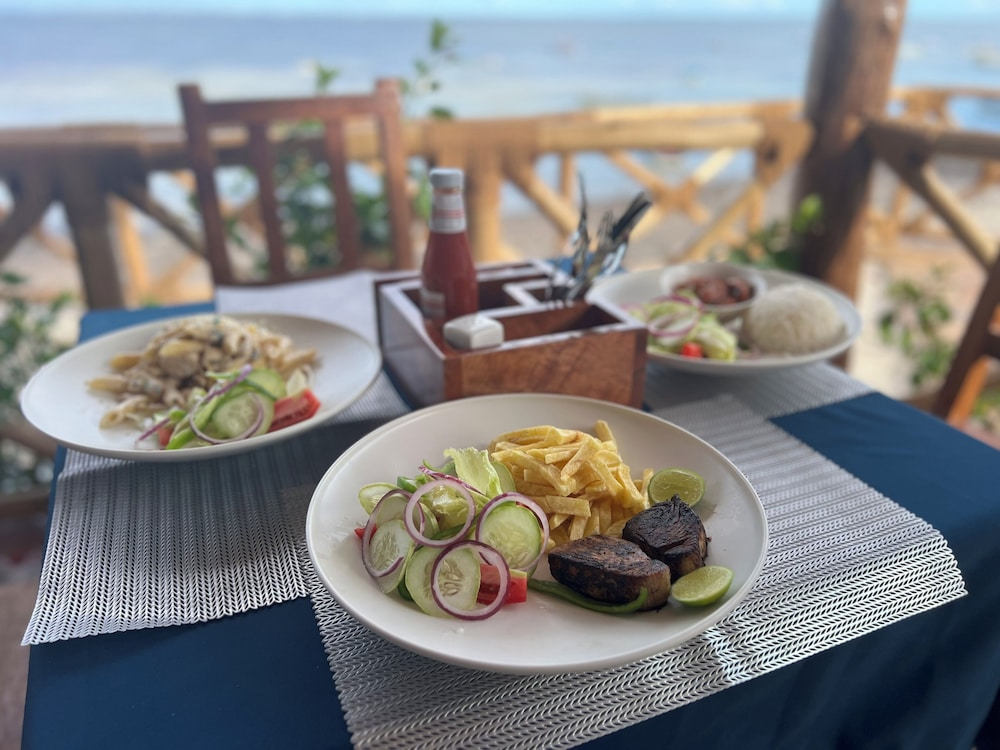 Zamu Beach Hotel