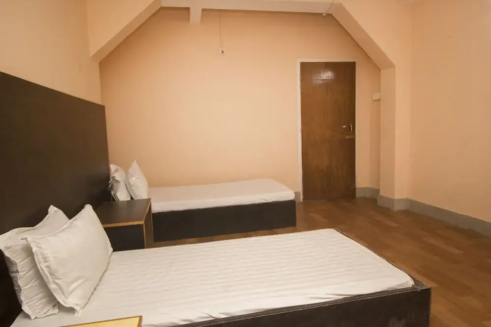 Spot On 61318 Plato Homestay