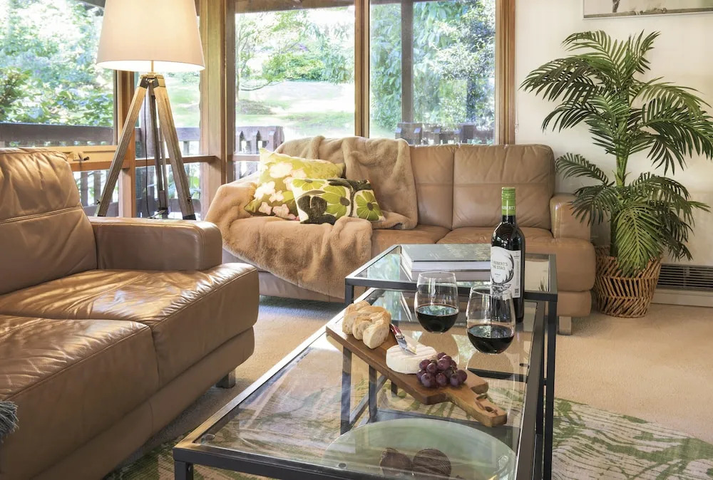 Botanica Retreat - Village Spa & Stay