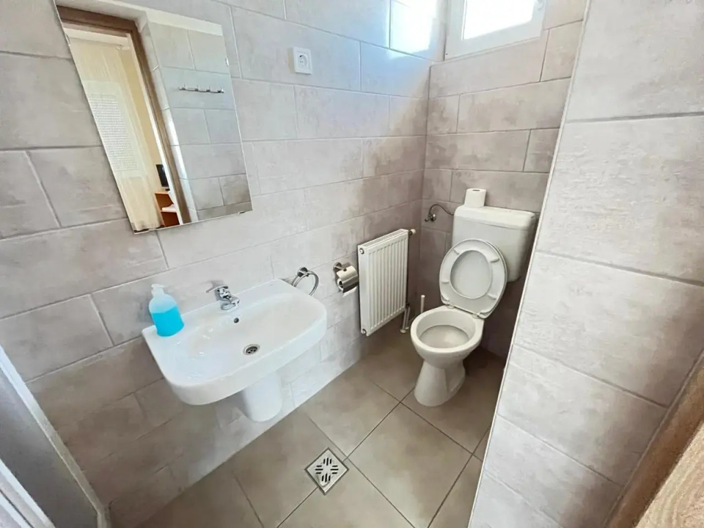 Globus Guesthouse, Vendégház