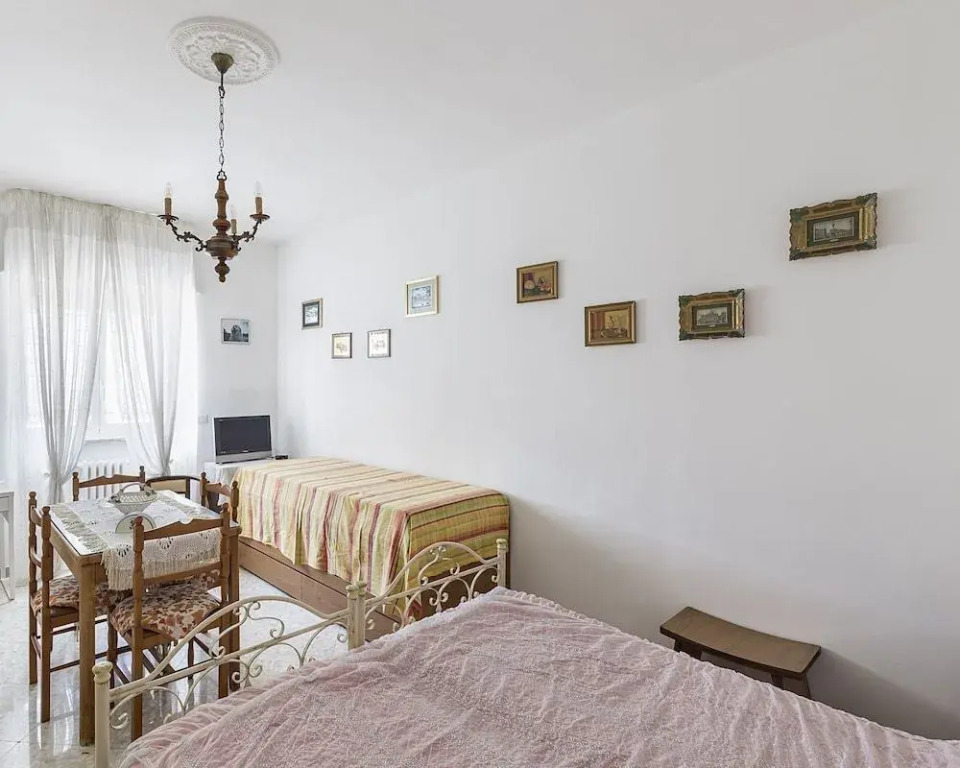 Limited Edition Guesthouse