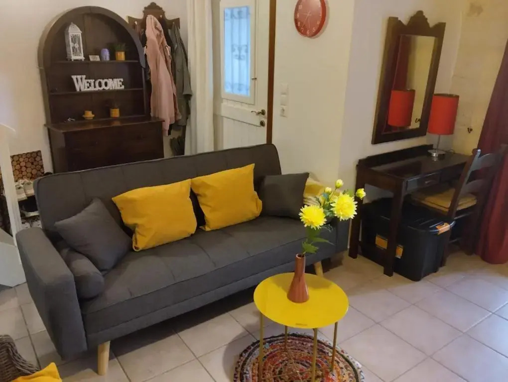 Little Lotus Apartment