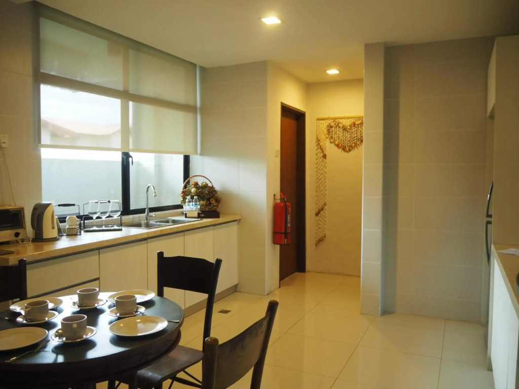 Samsuria Beach Resort Penthouse