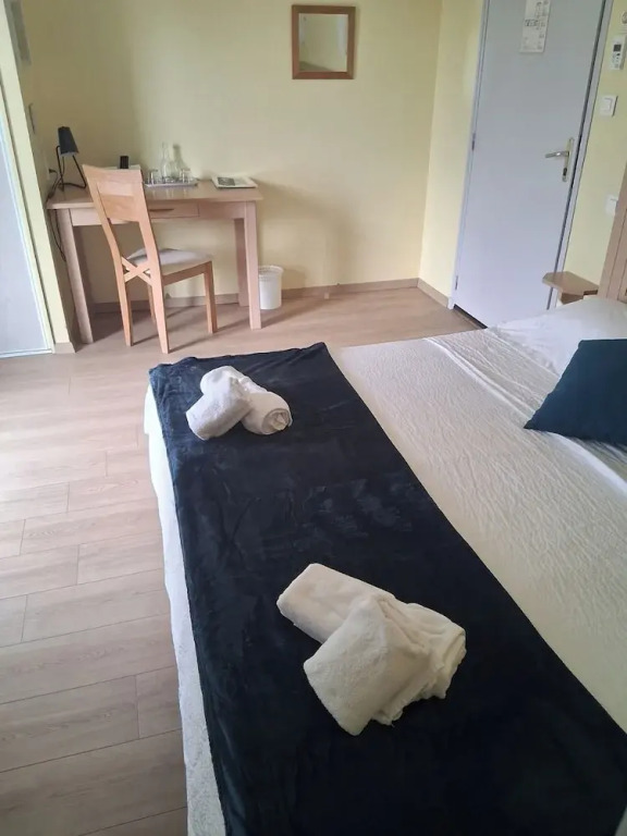 Logis hôtel linstant Mont le Viaur