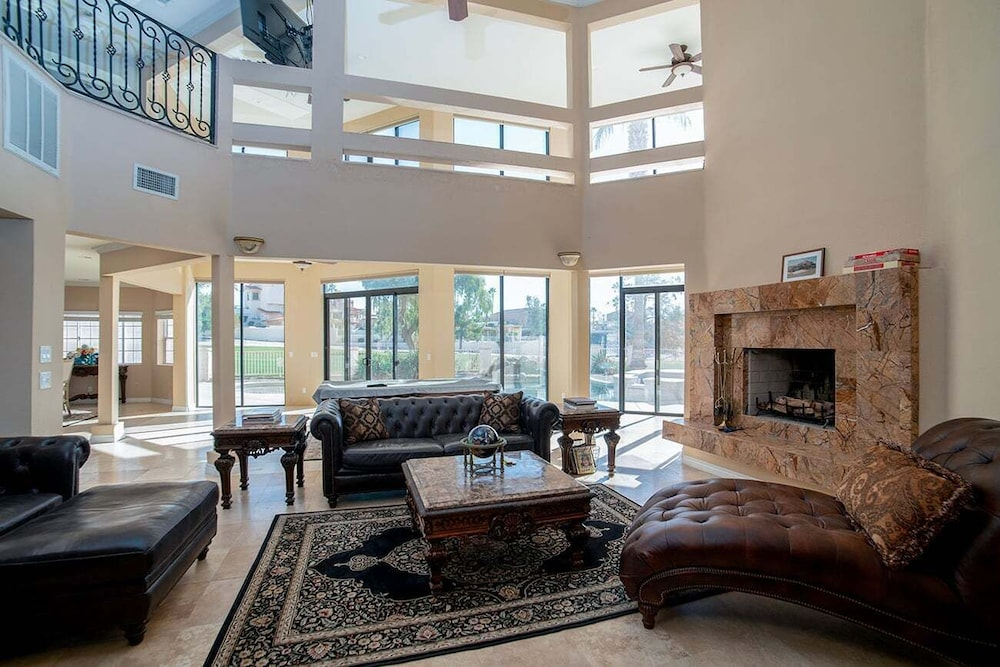 Luxury Golf Course Retreat on Hogan