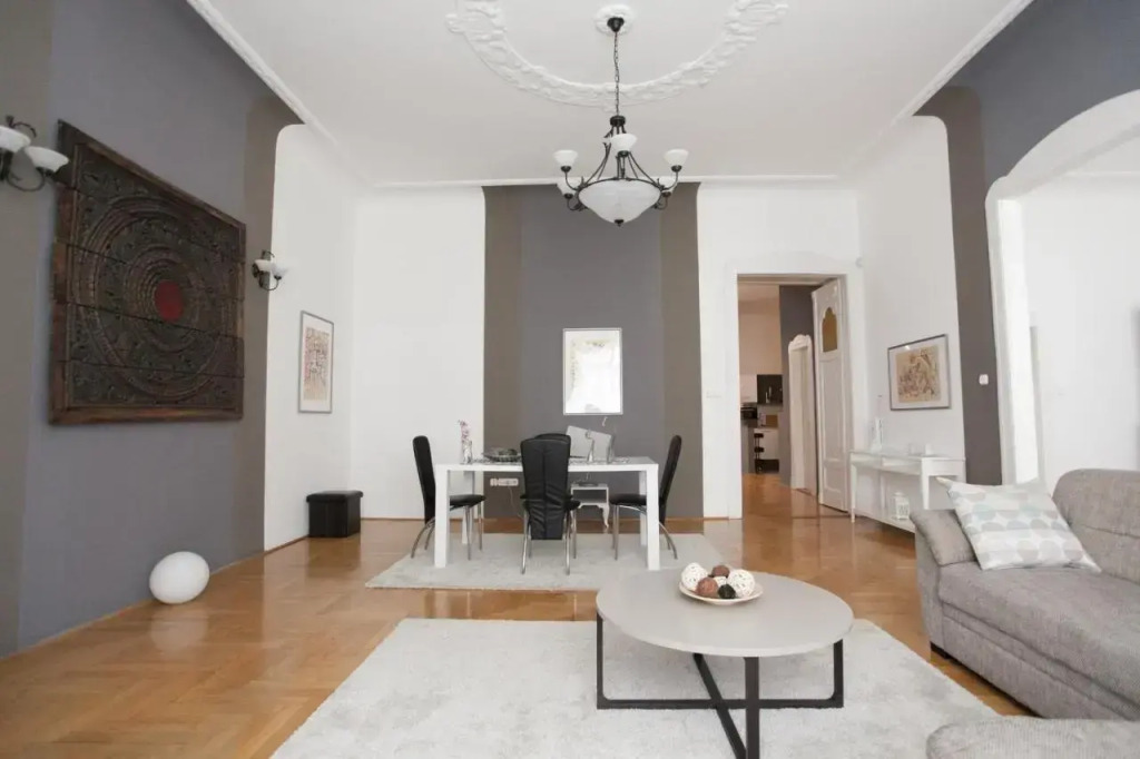 Modernized Condo for 6ppl CENTER