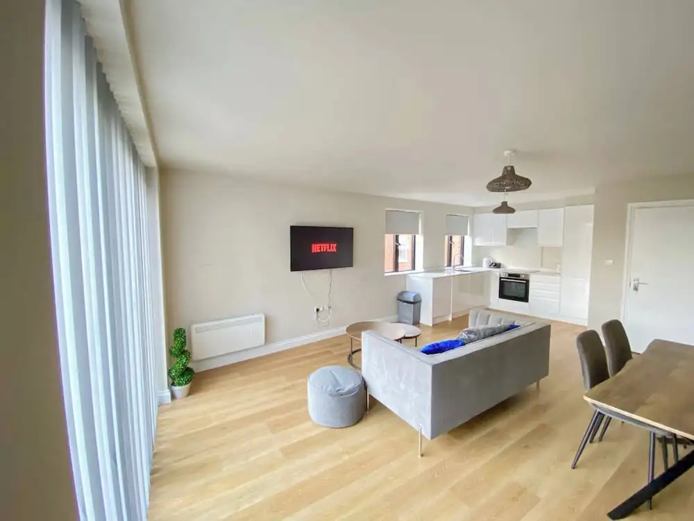 Charming 2-bedroom Apartment in the Heart of Beckenham