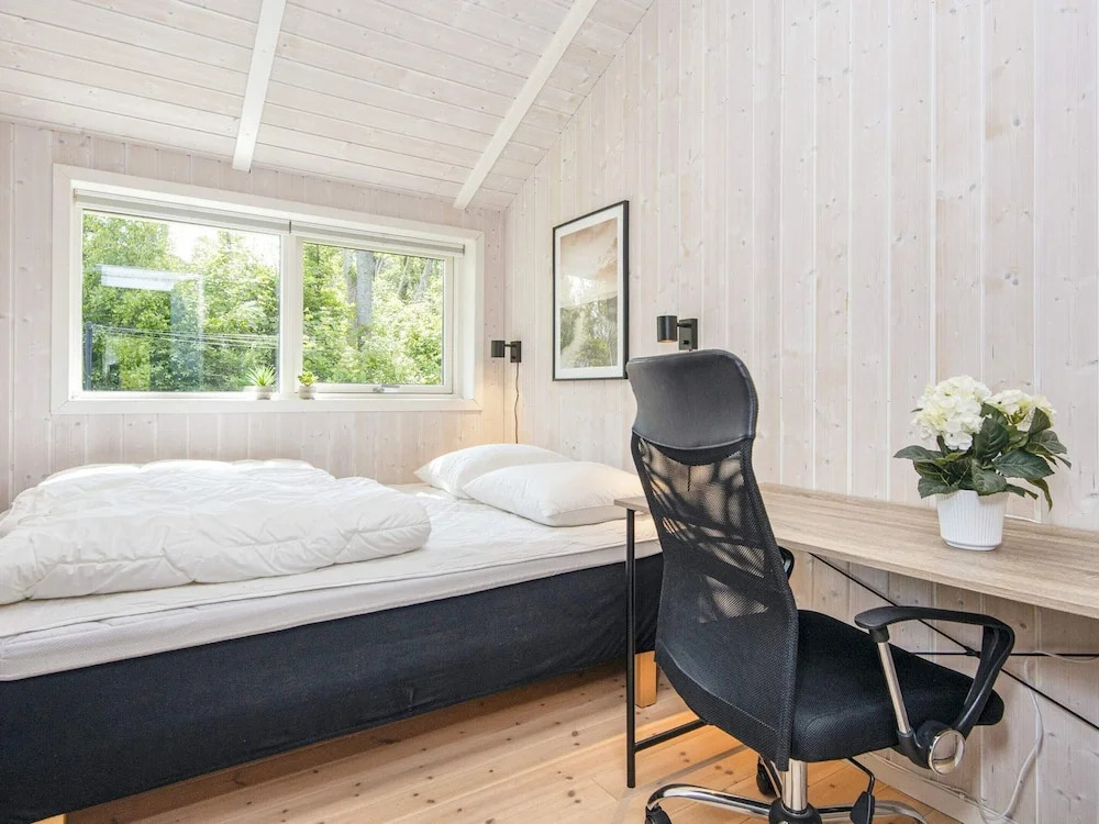 6 Person Holiday Home in Juelsminde