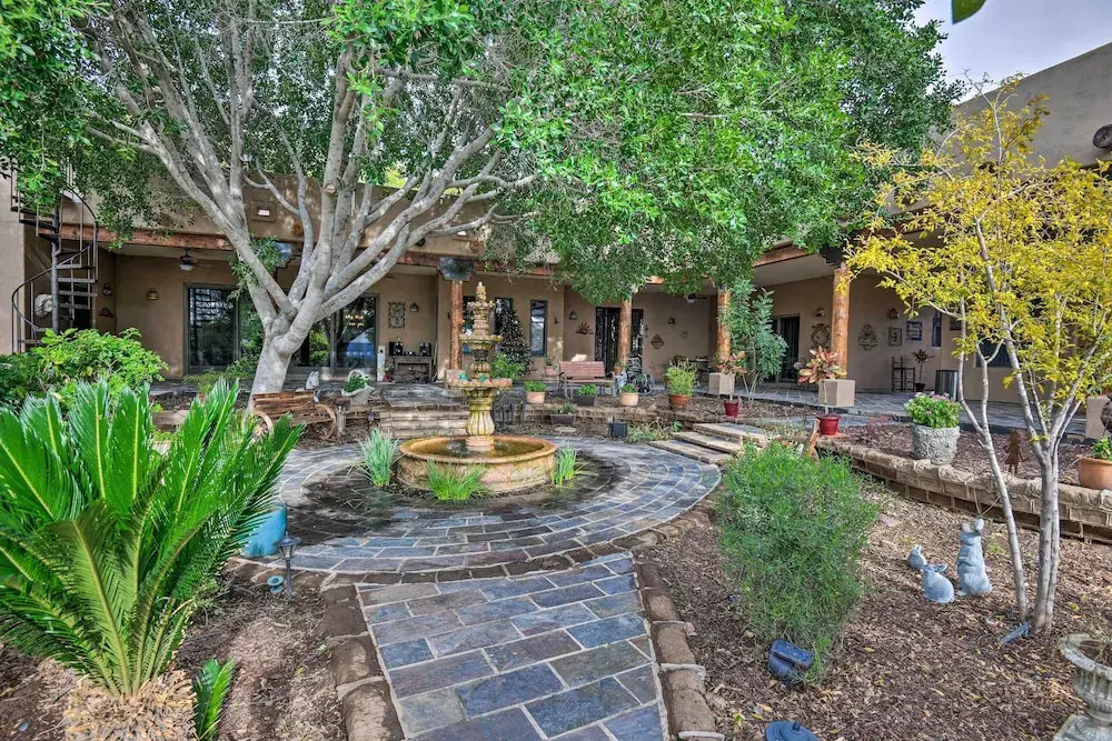 Shared Backyard & Hot Tub: Restful Mesa Retreat!